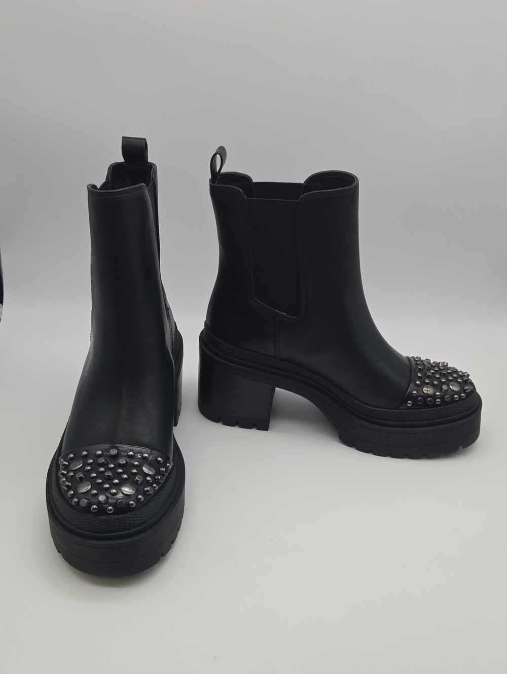 Jessica Simpson Black Studded Platform Chelsea Boots